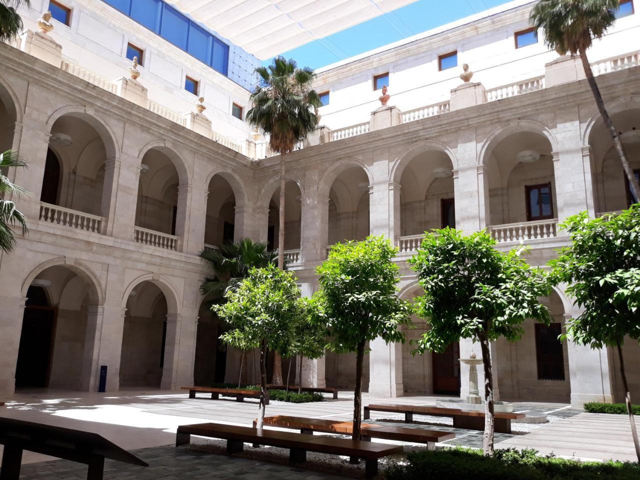 Stay Home & Away In The Heart Of Historical Town Of מאלגה מראה חיצוני תמונה